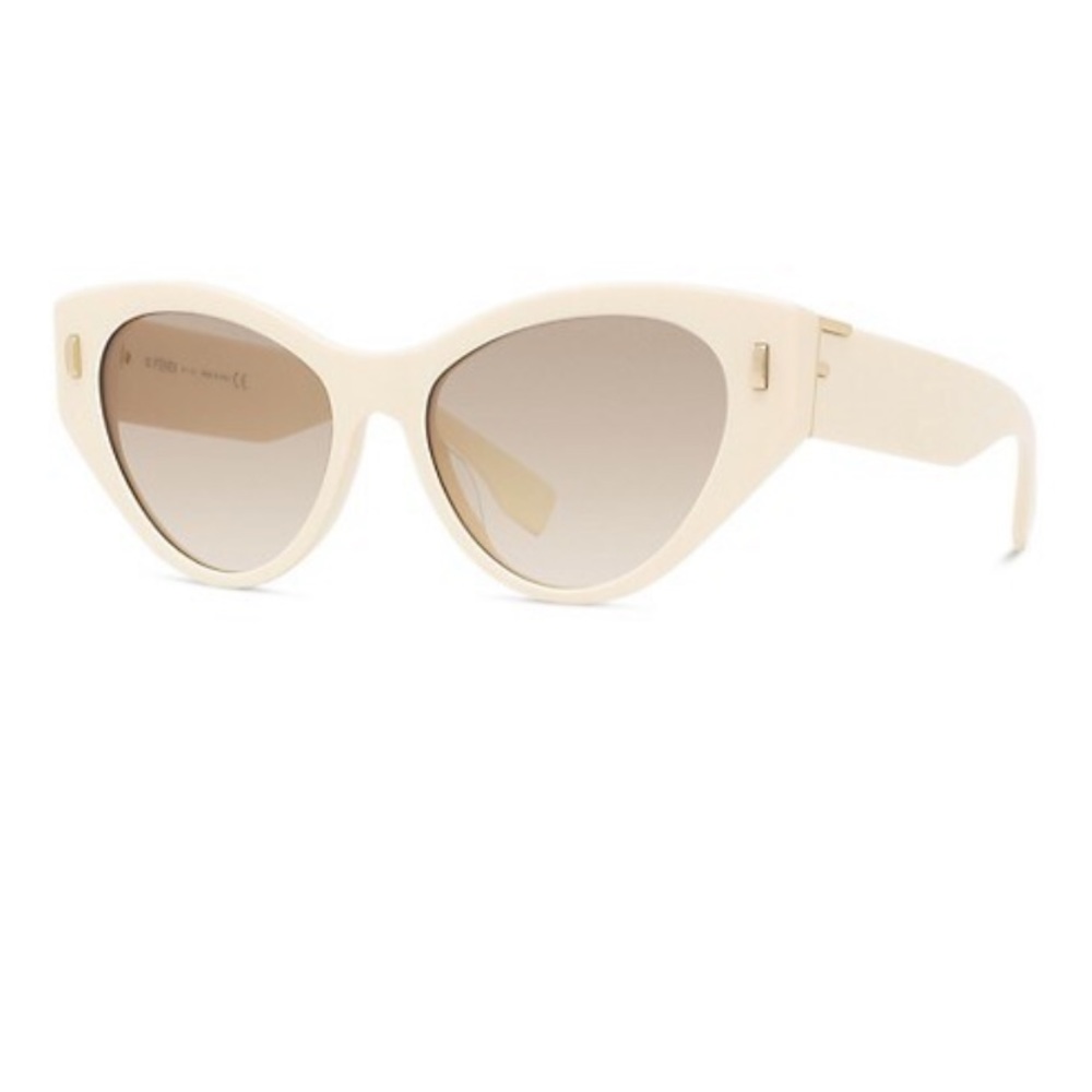Fendi Sunglasses with protective pouch